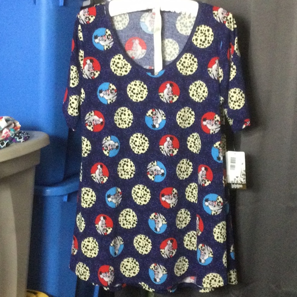 Disney Lularoe top nwt MED